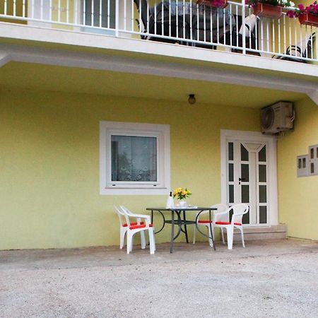 Ana Lovetovo Vodice Exteriör bild
