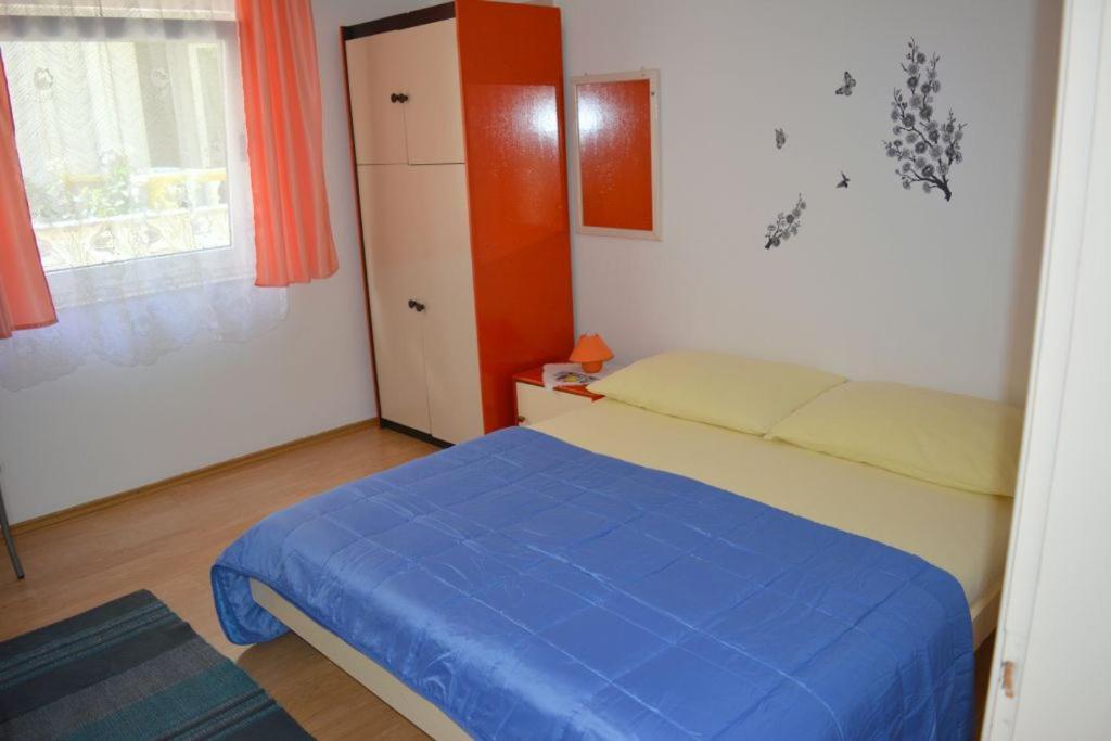 Ana Lovetovo Vodice Exteriör bild