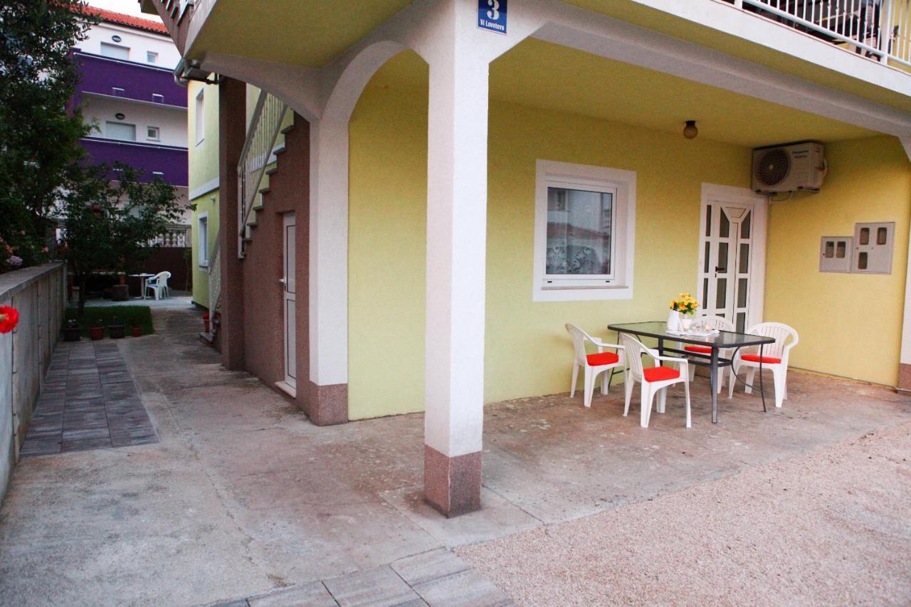 Ana Lovetovo Vodice Exteriör bild